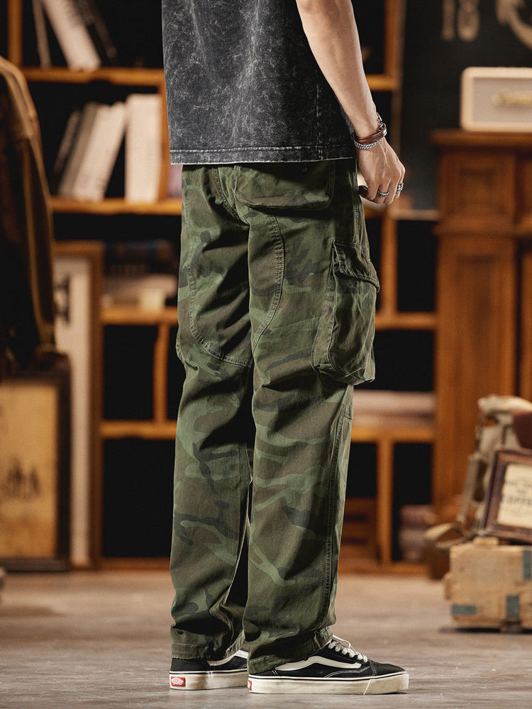 Men's American Vintage-Inspired Camo Cargo Pants