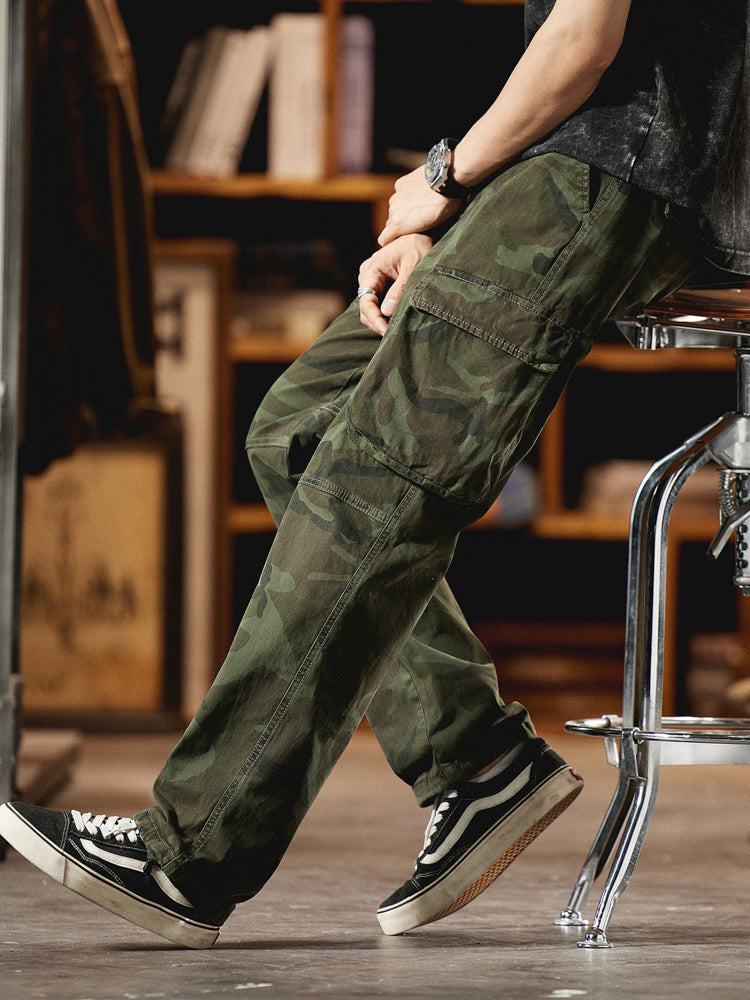 Men's American Vintage-Inspired Camo Cargo Pants