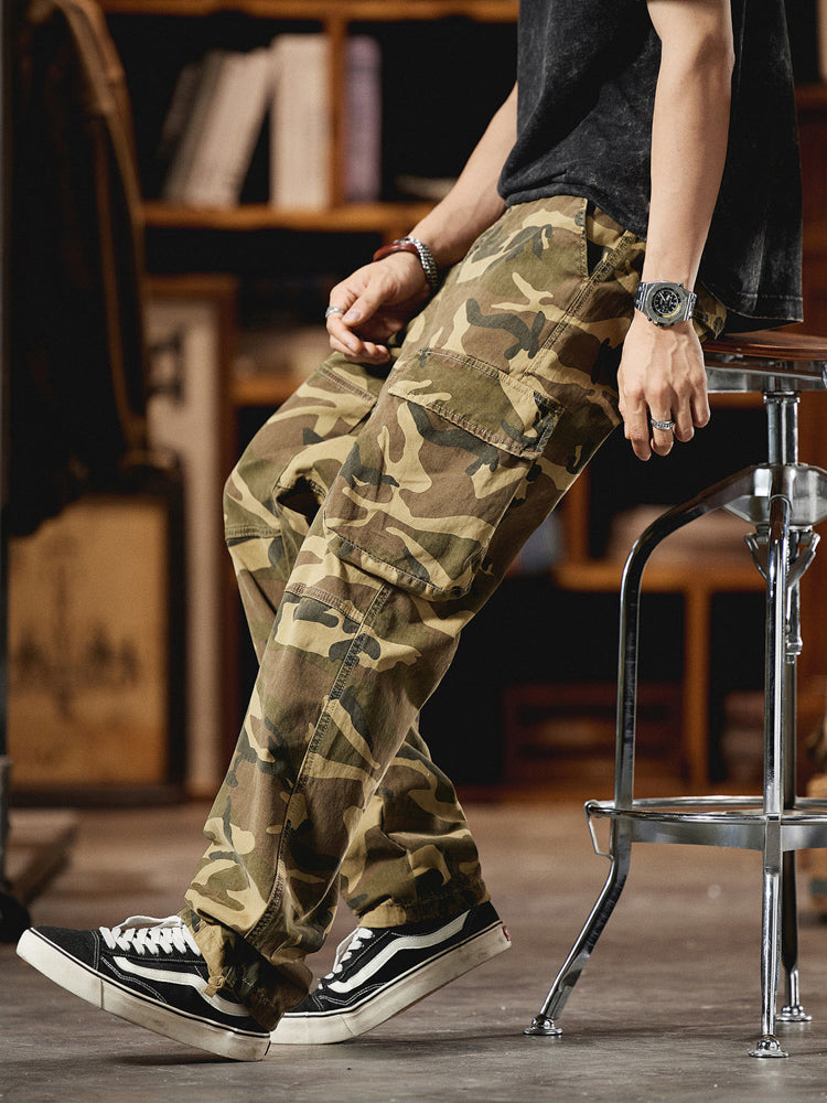 Men's American Vintage-Inspired Camo Cargo Pants